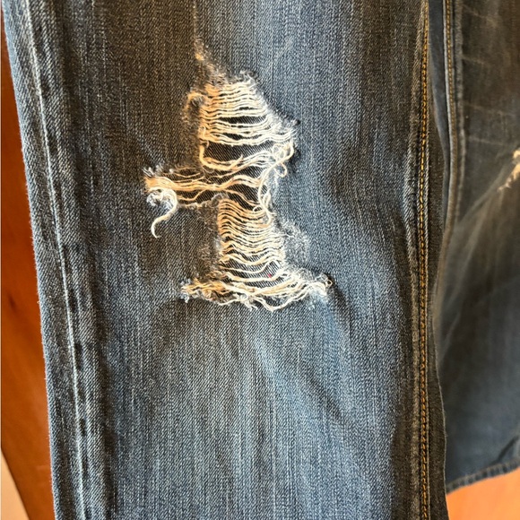 Loft Premium Denim - Picture 3 of 10